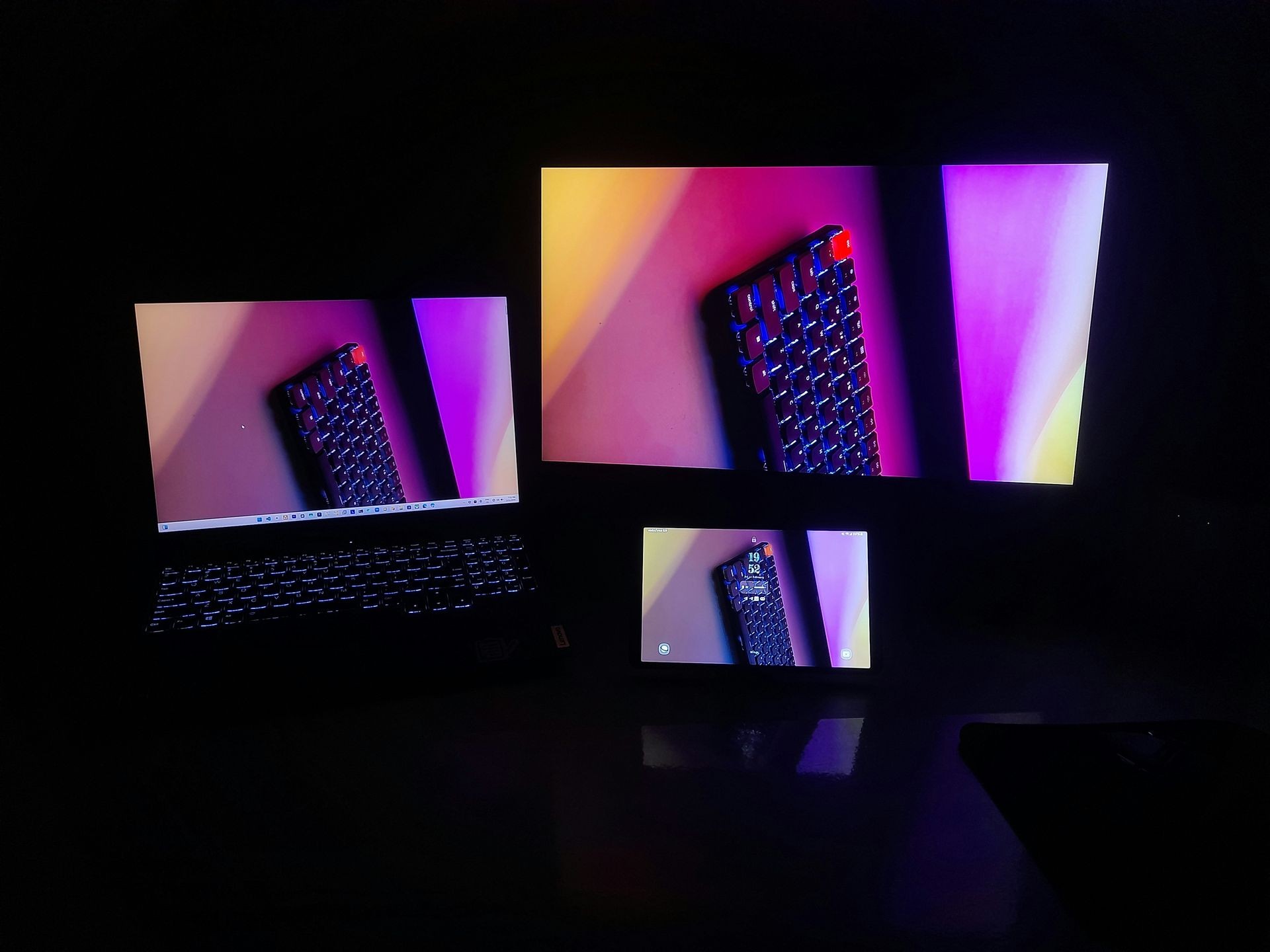 Controllers & Accessories​